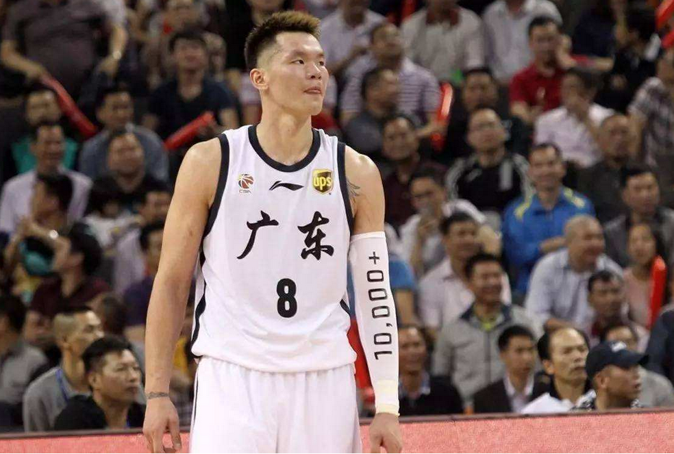 咪咕体育 -关于CBA季后赛倒计时，孟菲斯灰熊今晚队长鼓劲，细节引发关注，震撼外界，临场指挥获称赞的信息